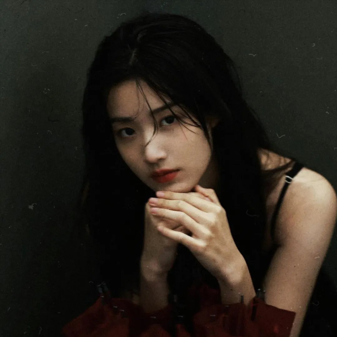 奔跑的修女